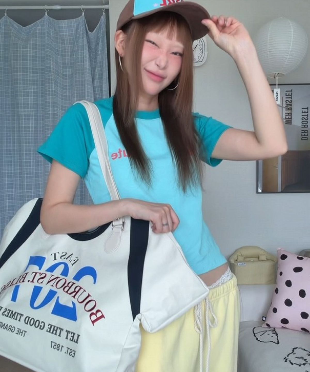 키코지(KIKOZY) 207 탑 쉐입 토트백