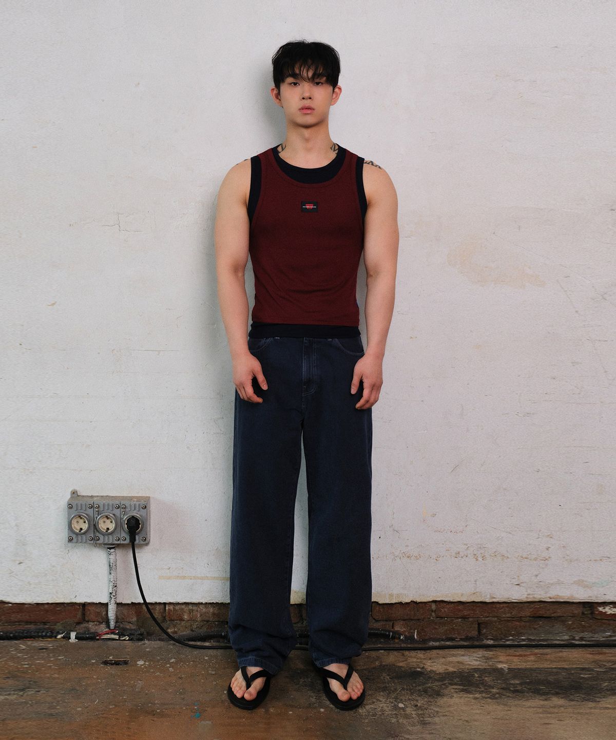 레코딩하우스(RECORDINGHOUSE) REC LAYERED SLEEVELESS [BURGUNDY]