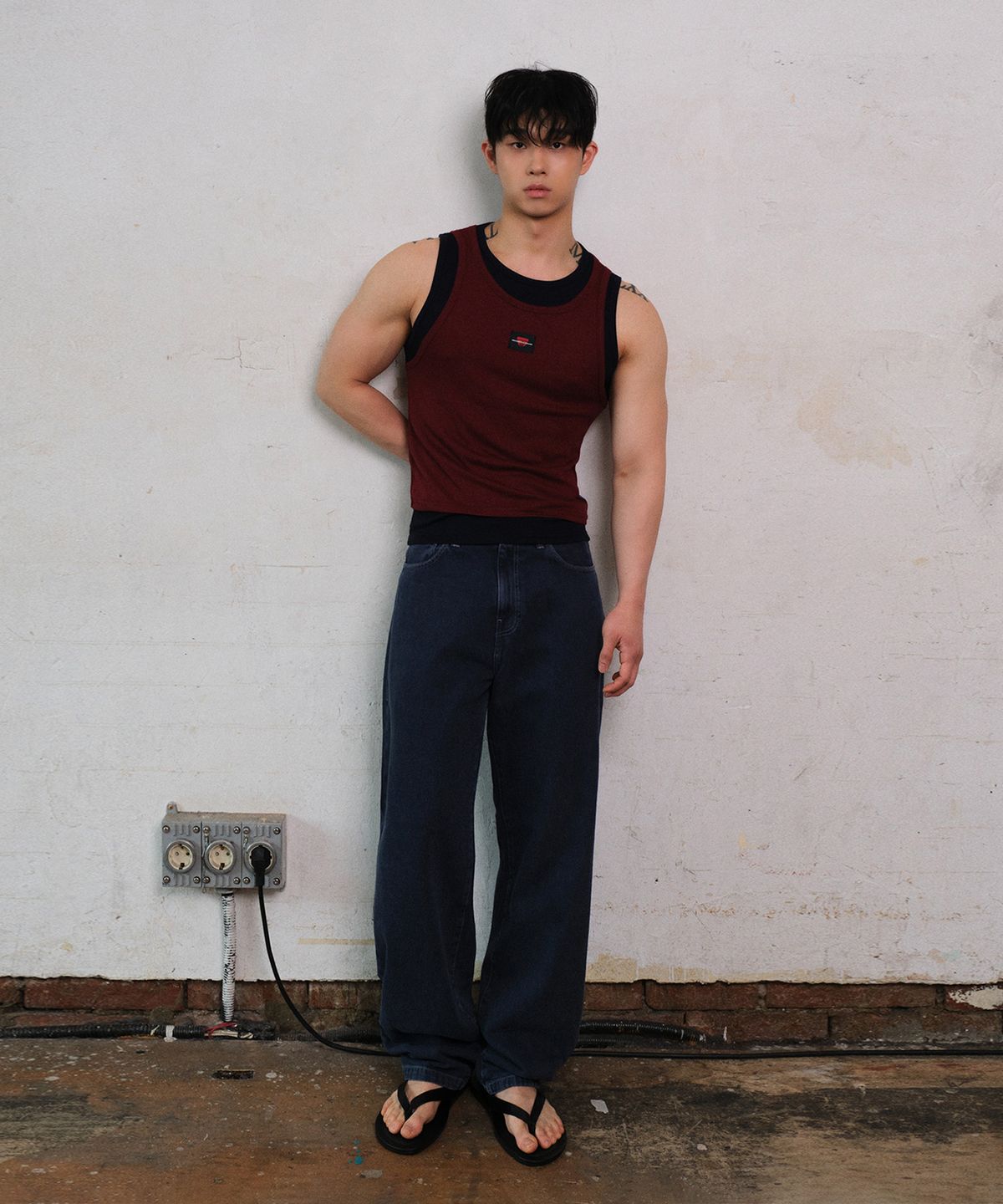 레코딩하우스(RECORDINGHOUSE) REC LAYERED SLEEVELESS [BURGUNDY]