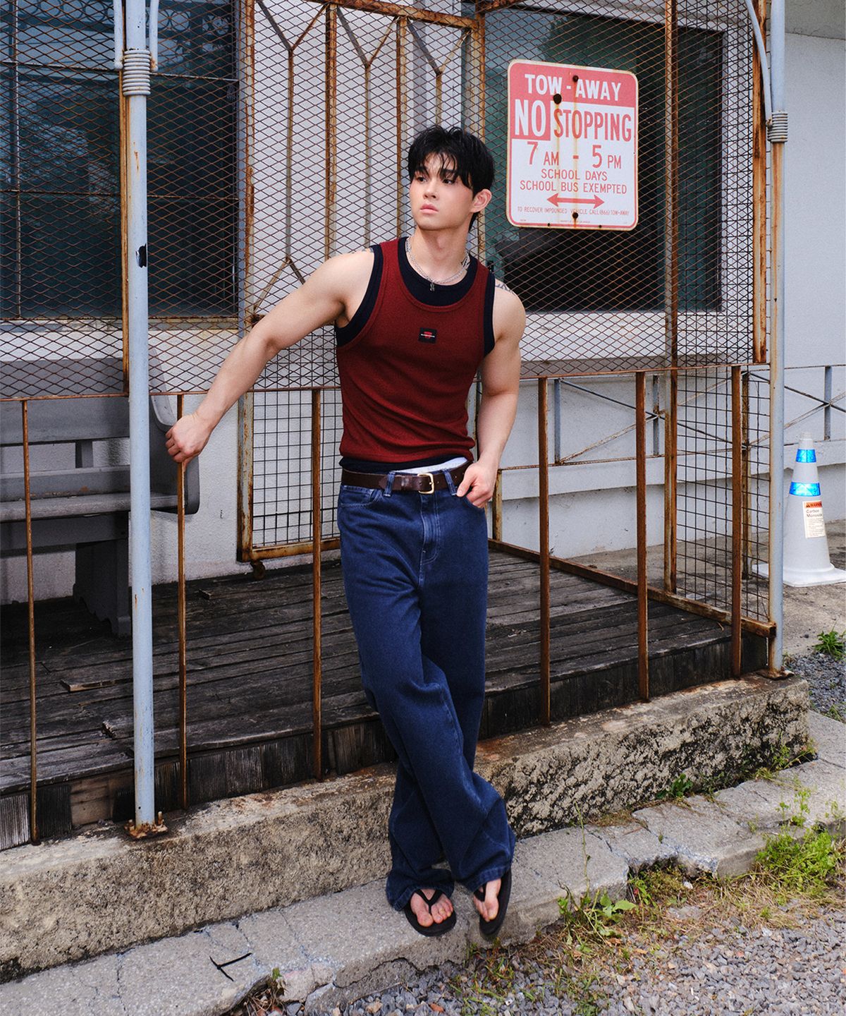 레코딩하우스(RECORDINGHOUSE) REC LAYERED SLEEVELESS [BURGUNDY]