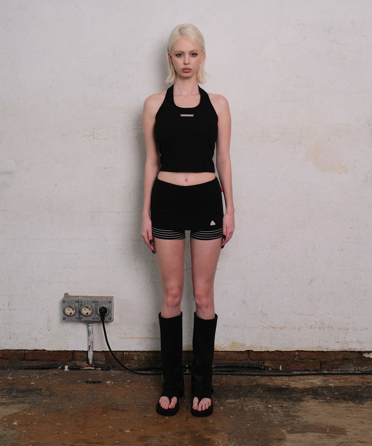 레코딩하우스(RECORDINGHOUSE) W REC STRIPED MICRO SHORTS [BLACK]