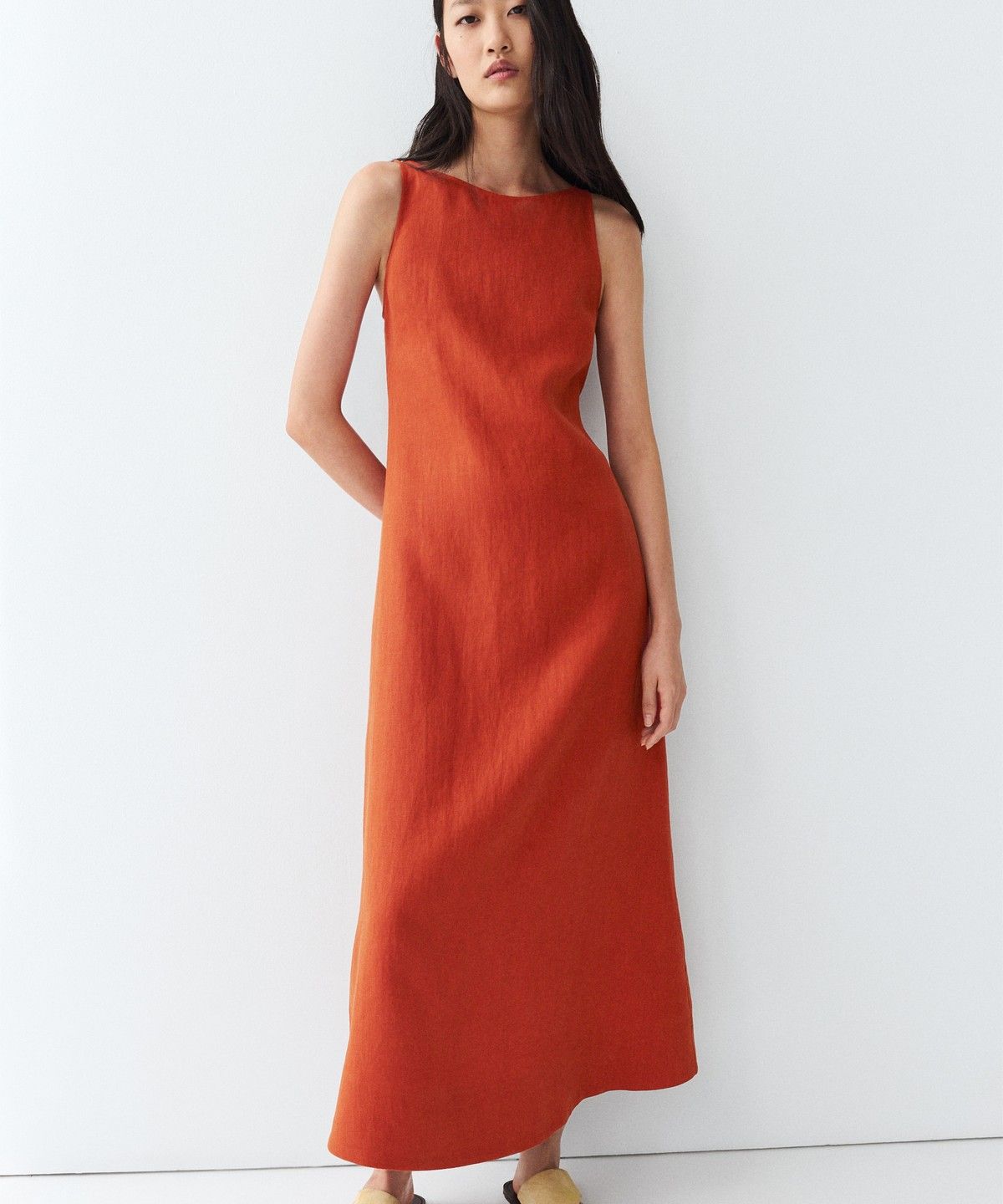마시모두띠(MASSIMO DUTTI) 100% 린넨 홀터넥 원피스