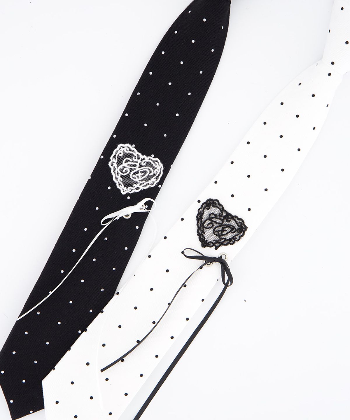체리퀴리(CHERRYQUIRI) CQ lace heart neck tie - ivory