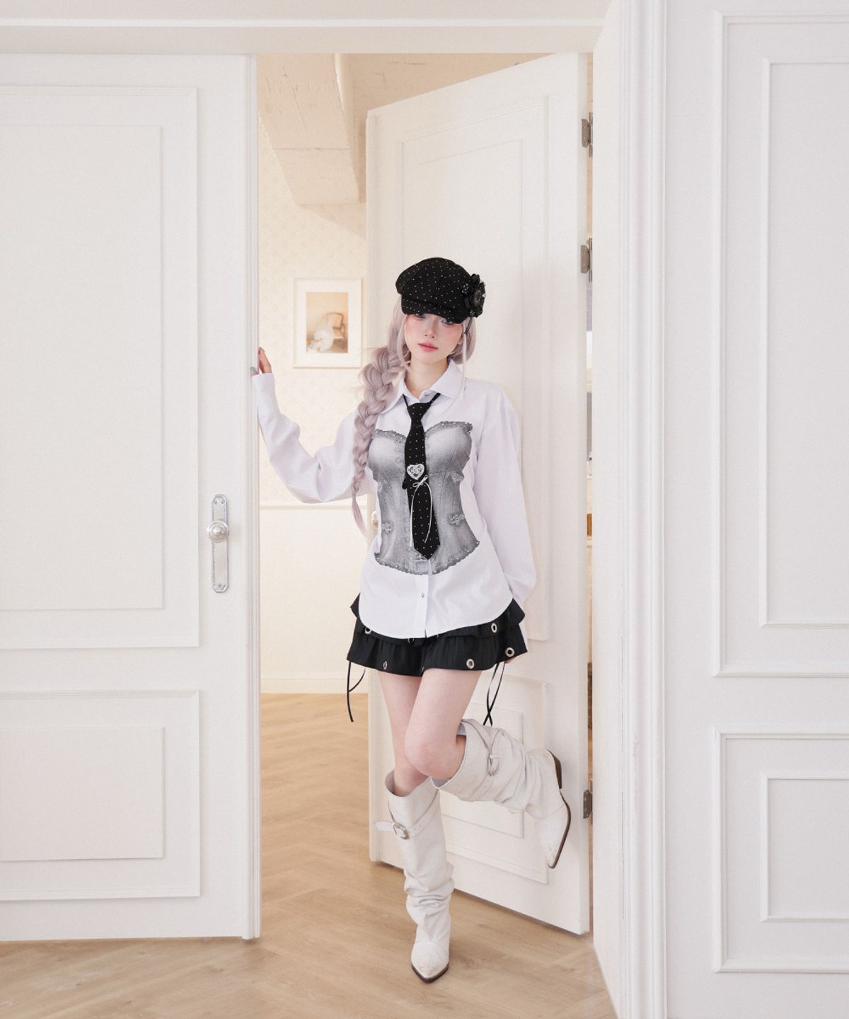 체리퀴리(CHERRYQUIRI) ghost corset print shirt  - white