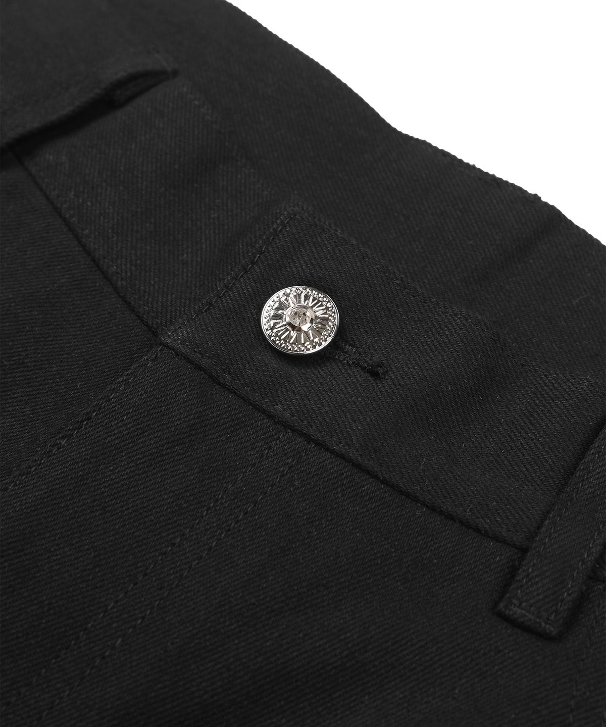 언노운컴노멀(UNKNOWNCOMENORMAL) Bullet Bermuda Pants [BLACK]