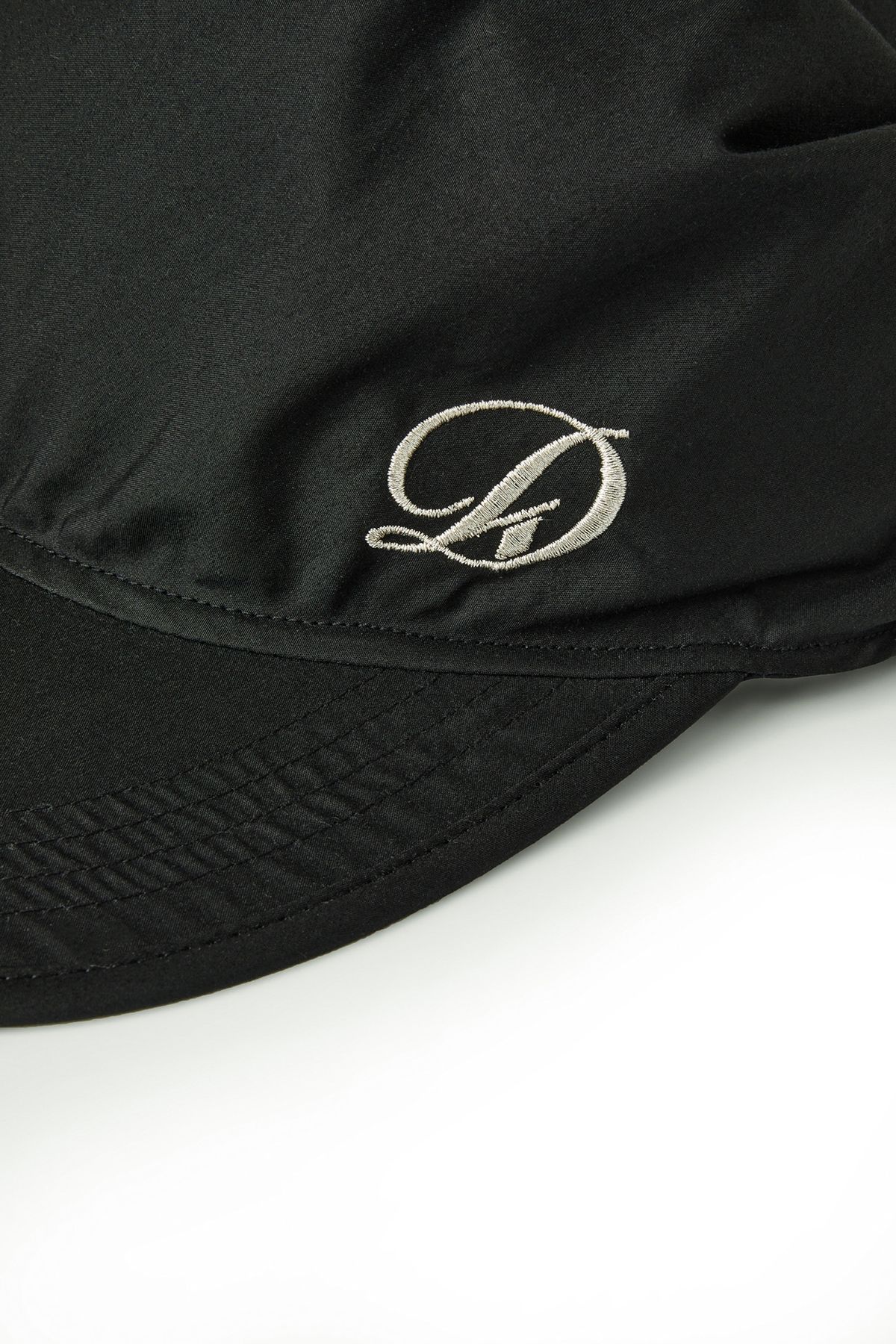 다이닛(DEINET) SCARF LOGO BALL CAP IN BLACK