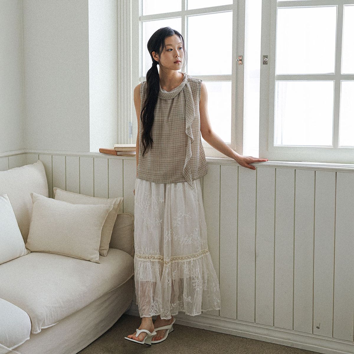 랭썬(LANGSON) LS_Garden embroidery mesh skirt_IVORY