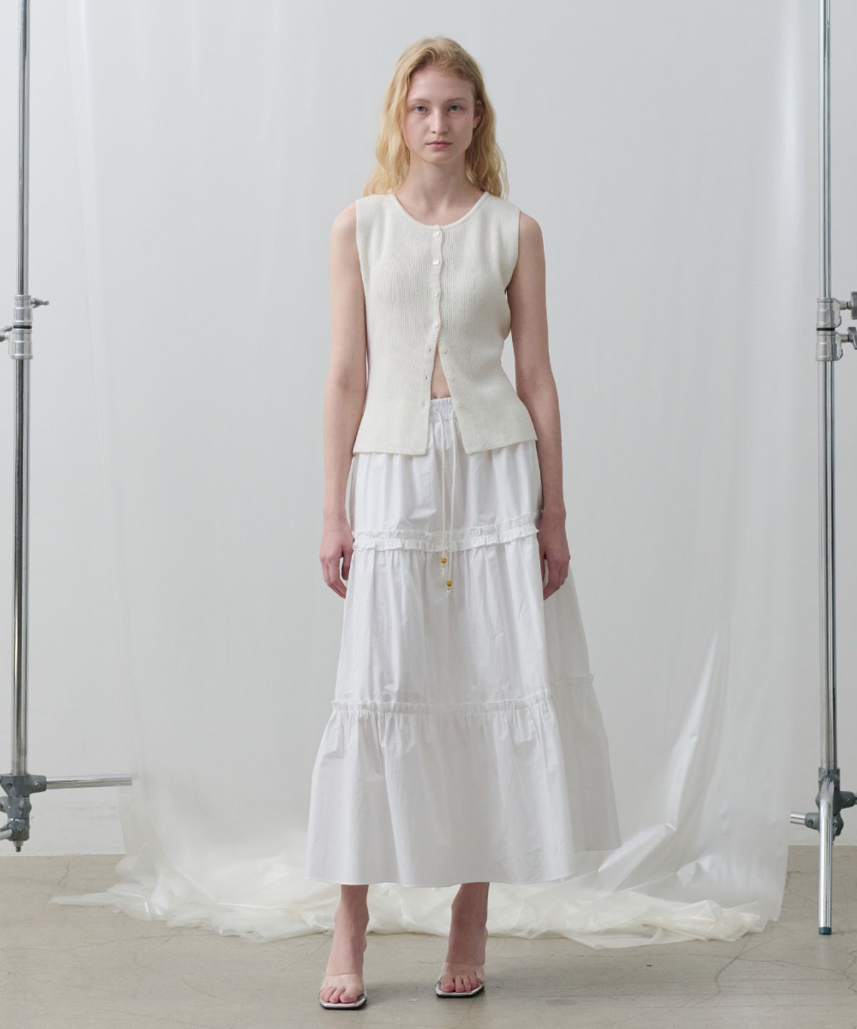 토아베(TOAVE) String Point Tiered Frill Long Skirt (Ivory)
