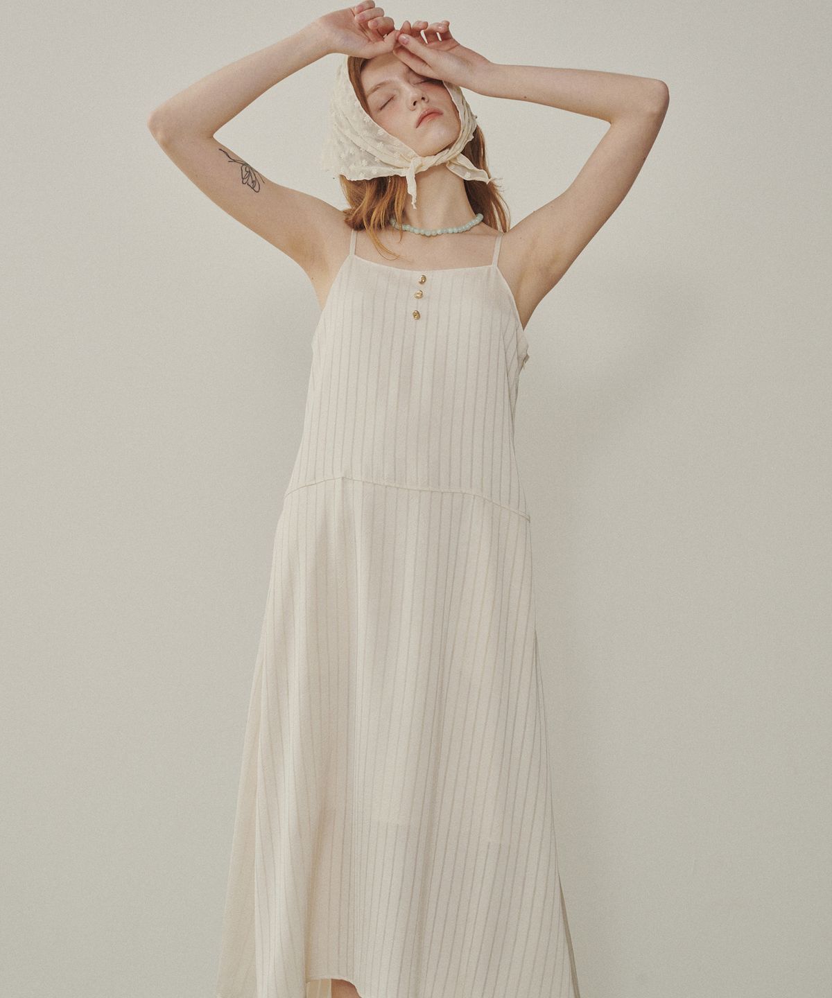 멜리앤로즈(MELLY&ROSE) 산타모니카 새틴 드레스(315301)_BEIGE