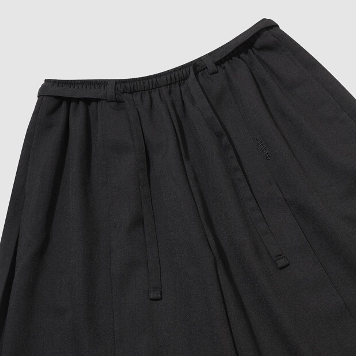 엄브로(UMBRO) 우먼스 실키데님 플레어 팬츠 흑청 UR222CPT69