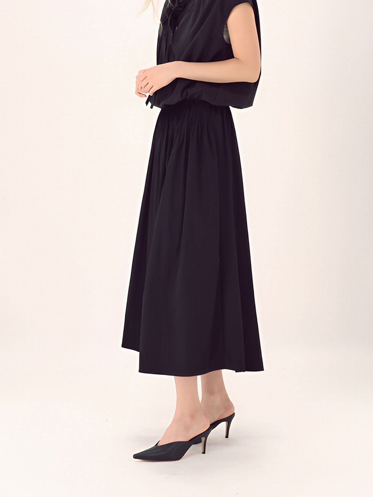 아쿠드(ACUD) Pin Tuck Flare Banding Skirt _Black