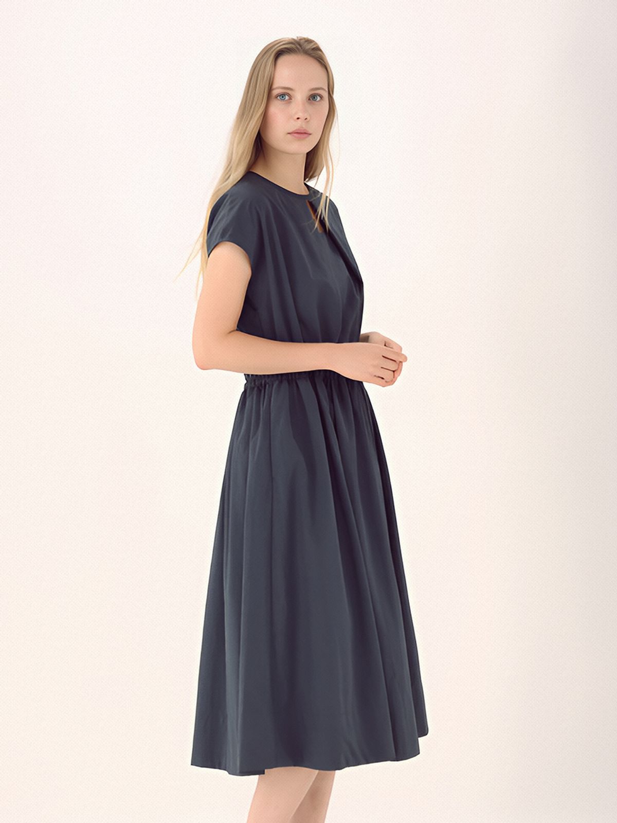 아쿠드(ACUD) Front Cut Banding Dress _Charcoal