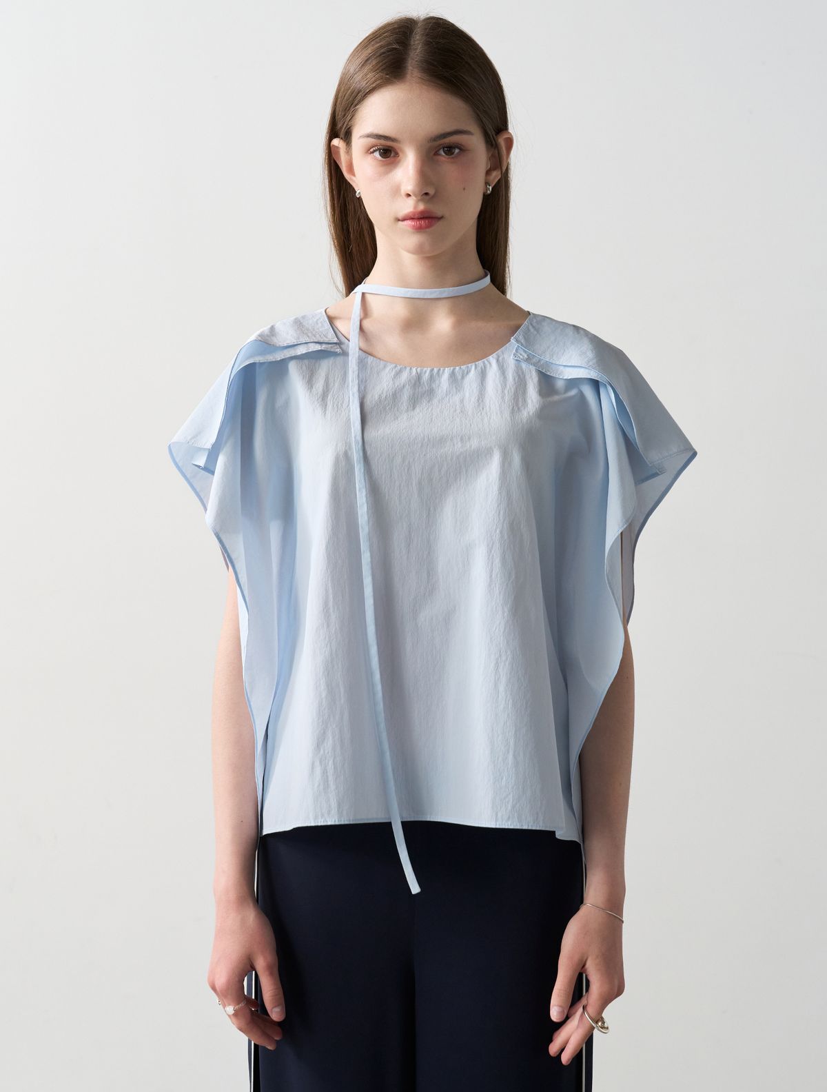 르이엘(LE YIEL) Ribbon Flare Blouse_Light Blue 리본 플레어 블라우스_라이트 블루