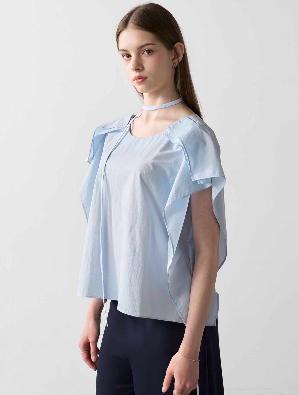 르이엘(LE YIEL) Ribbon Flare Blouse_Light Blue 리본 플레어 블라우스_라이트 블루