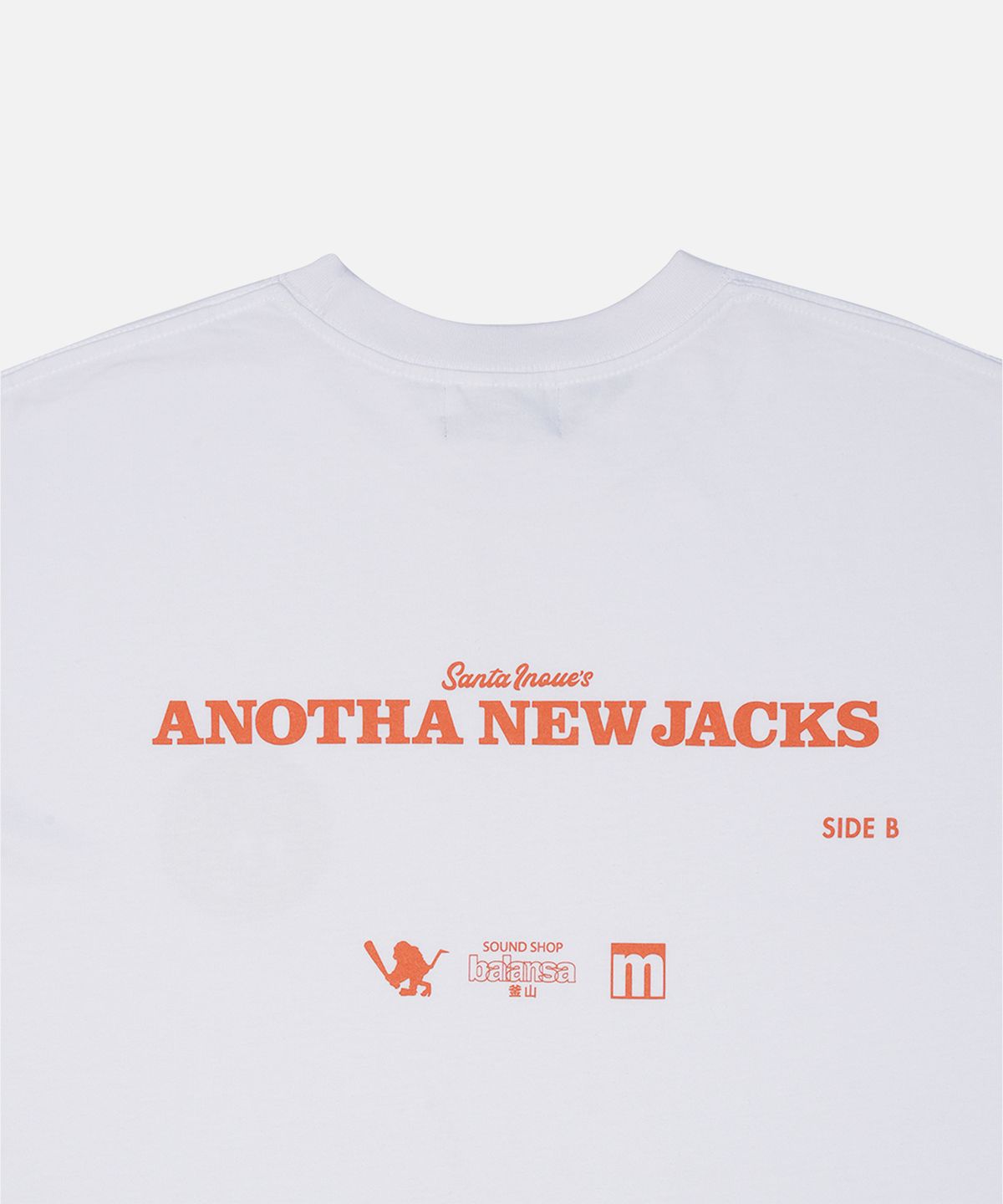 맨하탄레코즈(MANHATTAN RECORDS) MR x Santa x Balansa Side B Tee - White