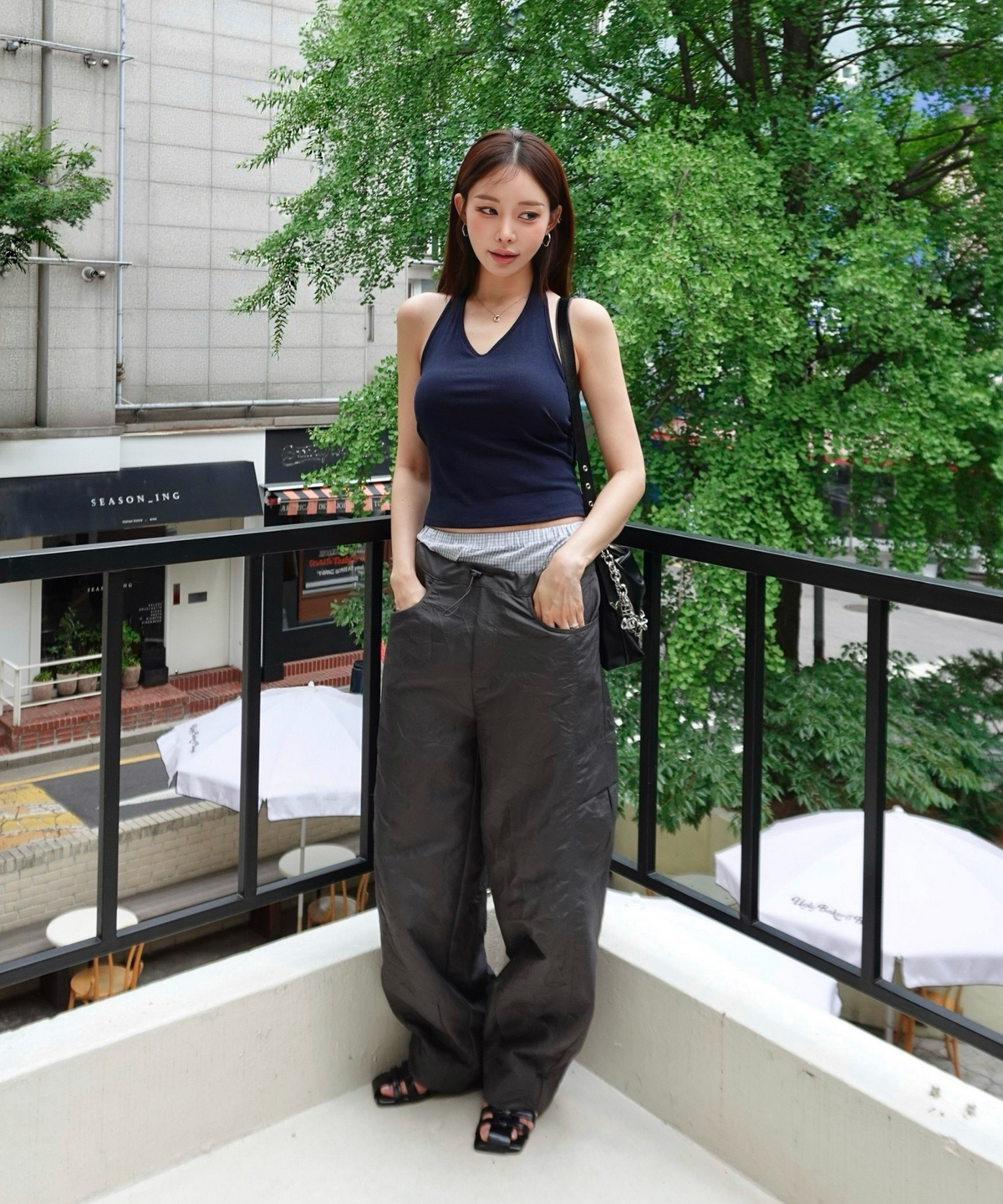 릿지서울(RITZYSEOUL) [2PACK] 캡내장_골지 V넥 홀터 슬림 슬리브리스