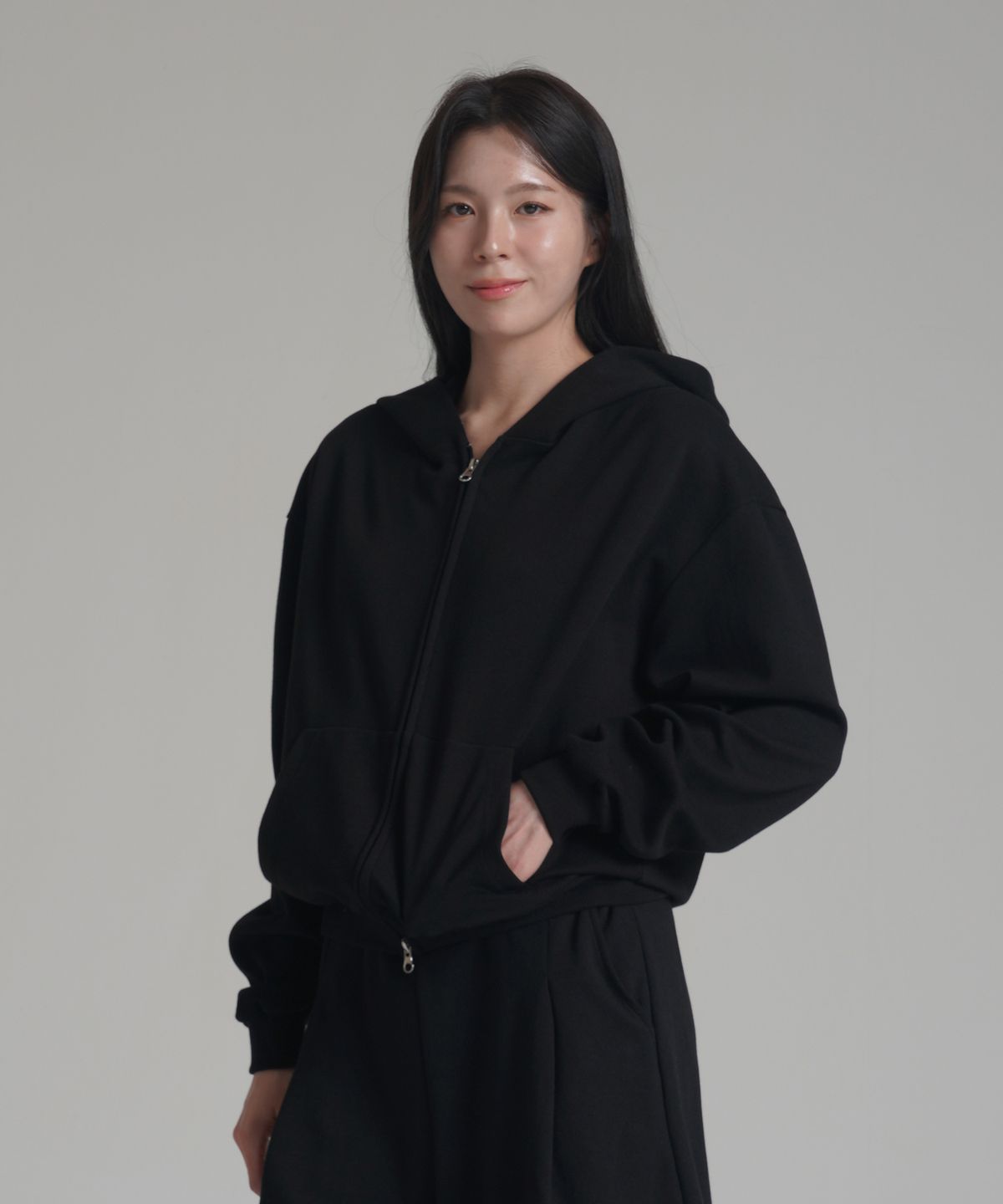 노밍(NOMING) [2PACK] 루즈핏 크롭 이지 2-way 후드 집업 (3COLOR)