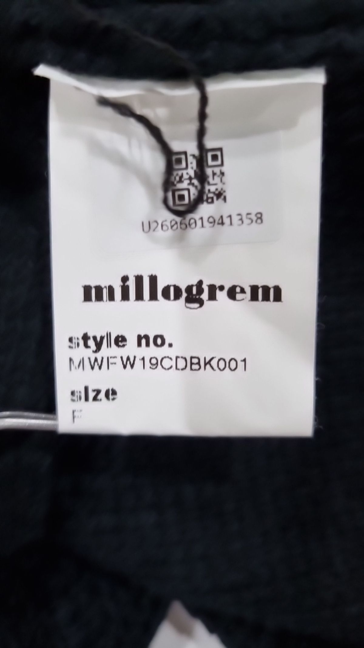 밀로그램(MILLOGREM) Blod Cardigan - Black F