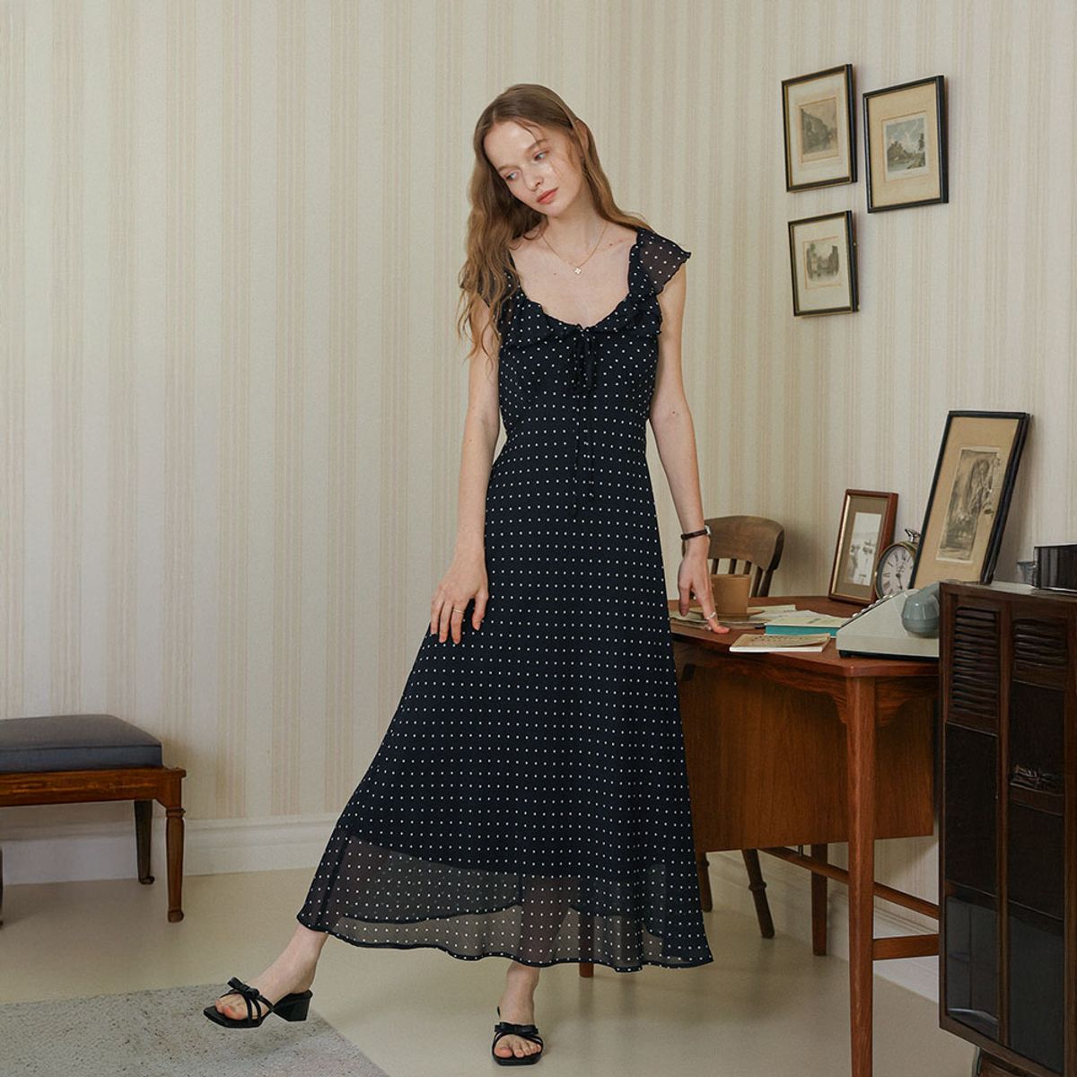 던드롭(DUNDROP) DD_Ribbon shirring dot dress_BLACK
