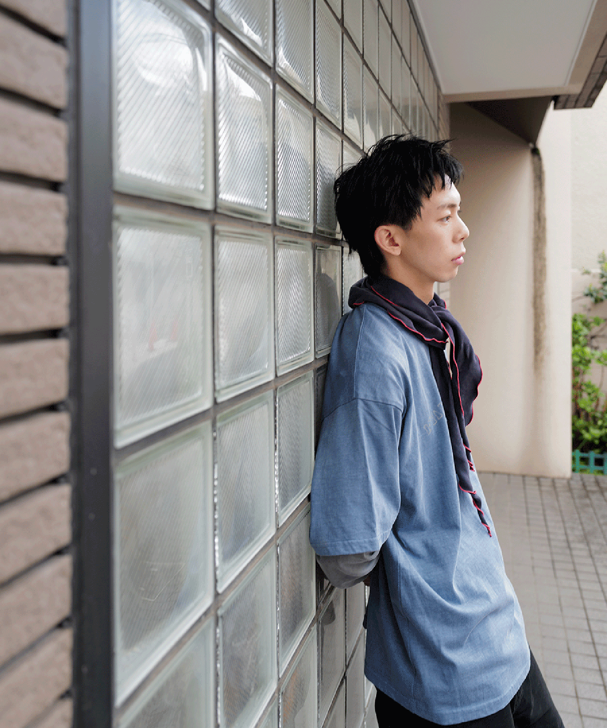 파버(FABEUR) CROISSANT SCARF (NAVY/RED)