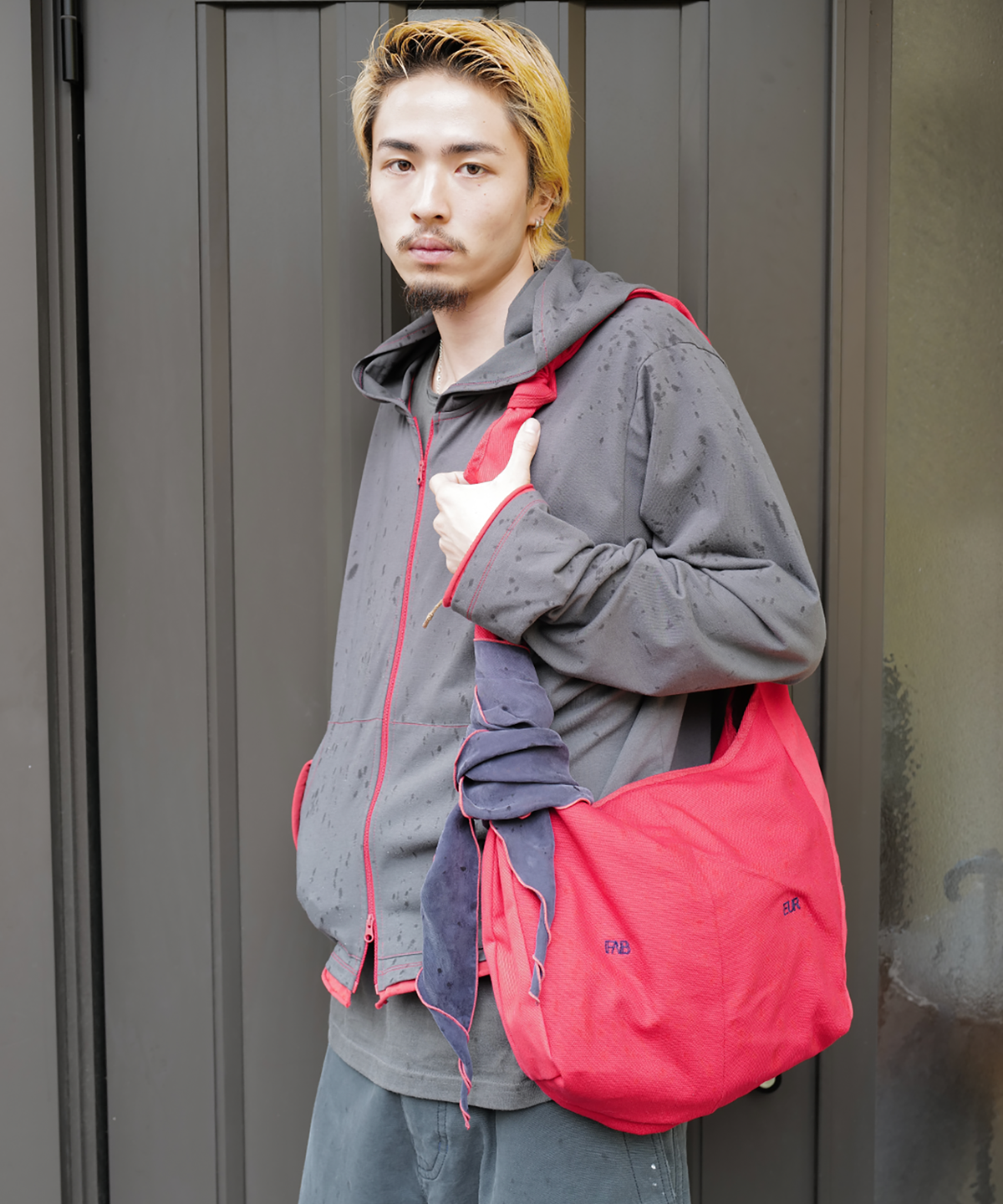파버(FABEUR) CROISSANT SCARF (NAVY/RED)