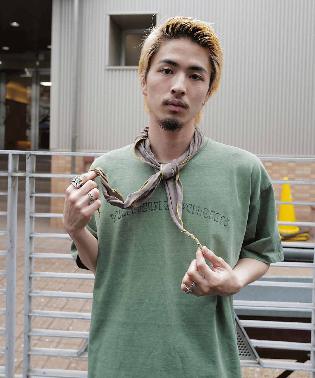 파버(FABEUR) CROISSANT SCARF (BEIGE/YELLOW)
