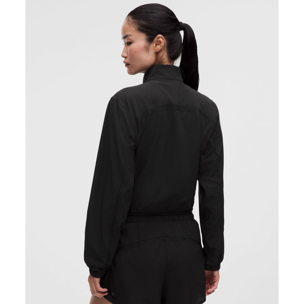 룰루레몬(LULULEMON) 텍스처드 메쉬 러닝 재킷  BLK