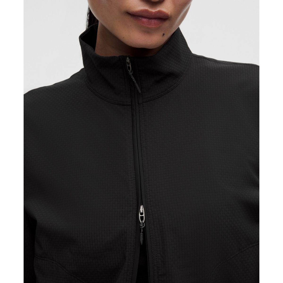 룰루레몬(LULULEMON) 텍스처드 메쉬 러닝 재킷  BLK