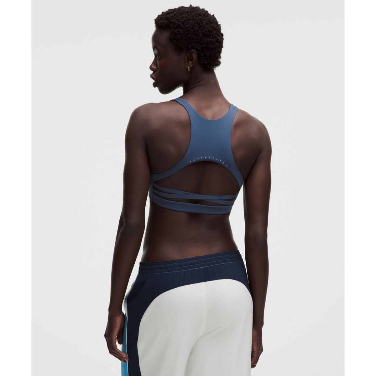 룰루레몬(LULULEMON) Nulux 스트래피 백 스포츠 브라 *미디엄 서포트, B C컵