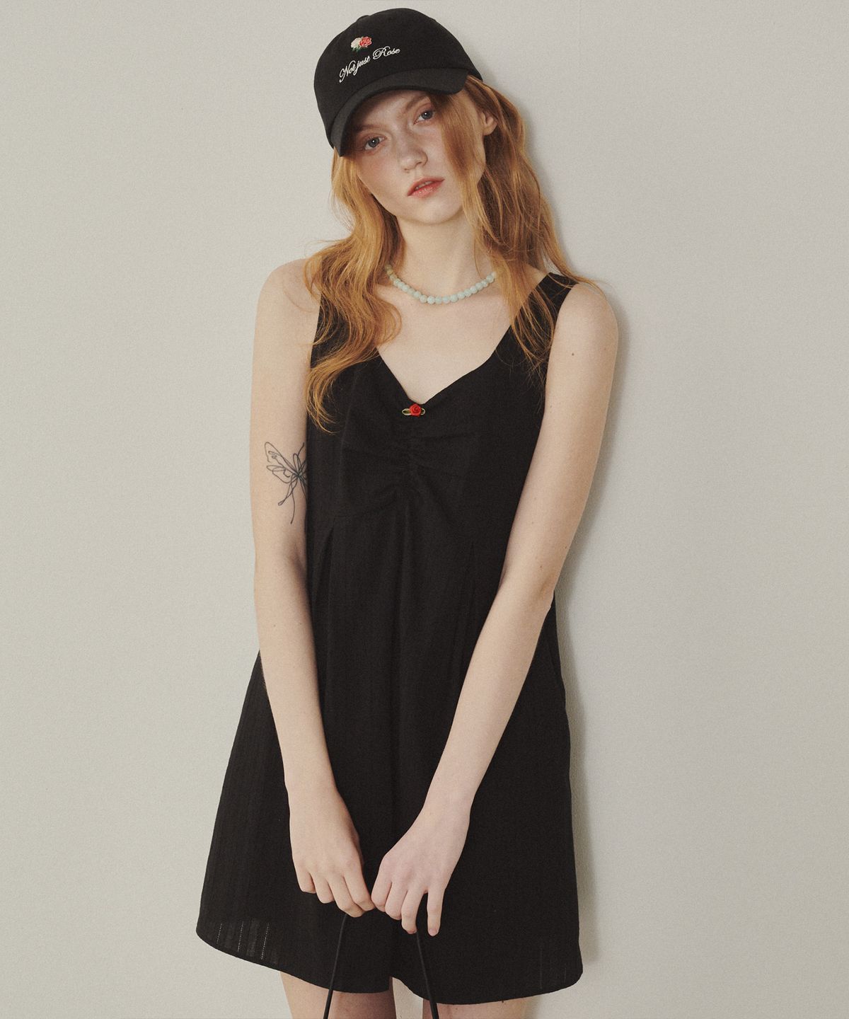 멜리앤로즈(MELLY&ROSE) 로즈 엠브로이더리 미니 원피스(315299)_BLACK
