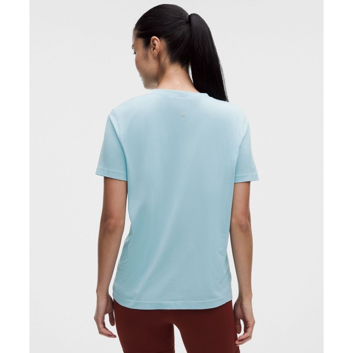 룰루레몬(LULULEMON) 스위프틀리 릴랙스드 숏슬리브 셔츠 *업데이트 핏  SEAF SEAF