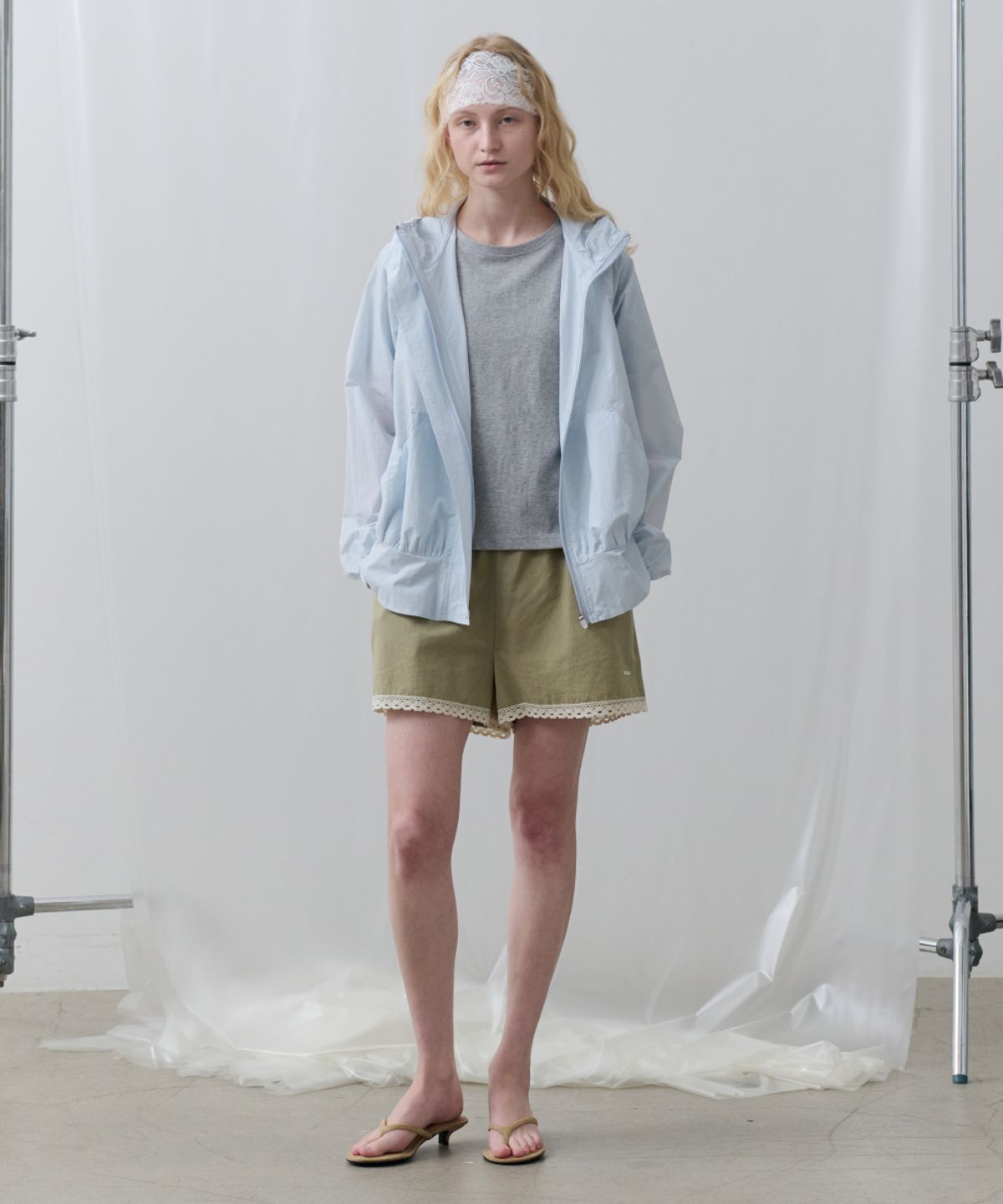 토아베(TOAVE) Flare Line Windbreaker (Sky)