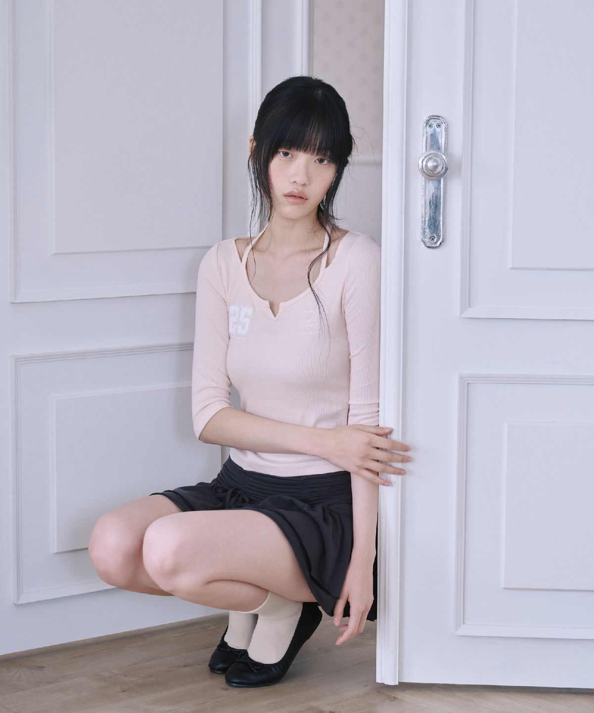 서울리(SEOULI) BAILEY SLIT TOP [POWDER PINK]