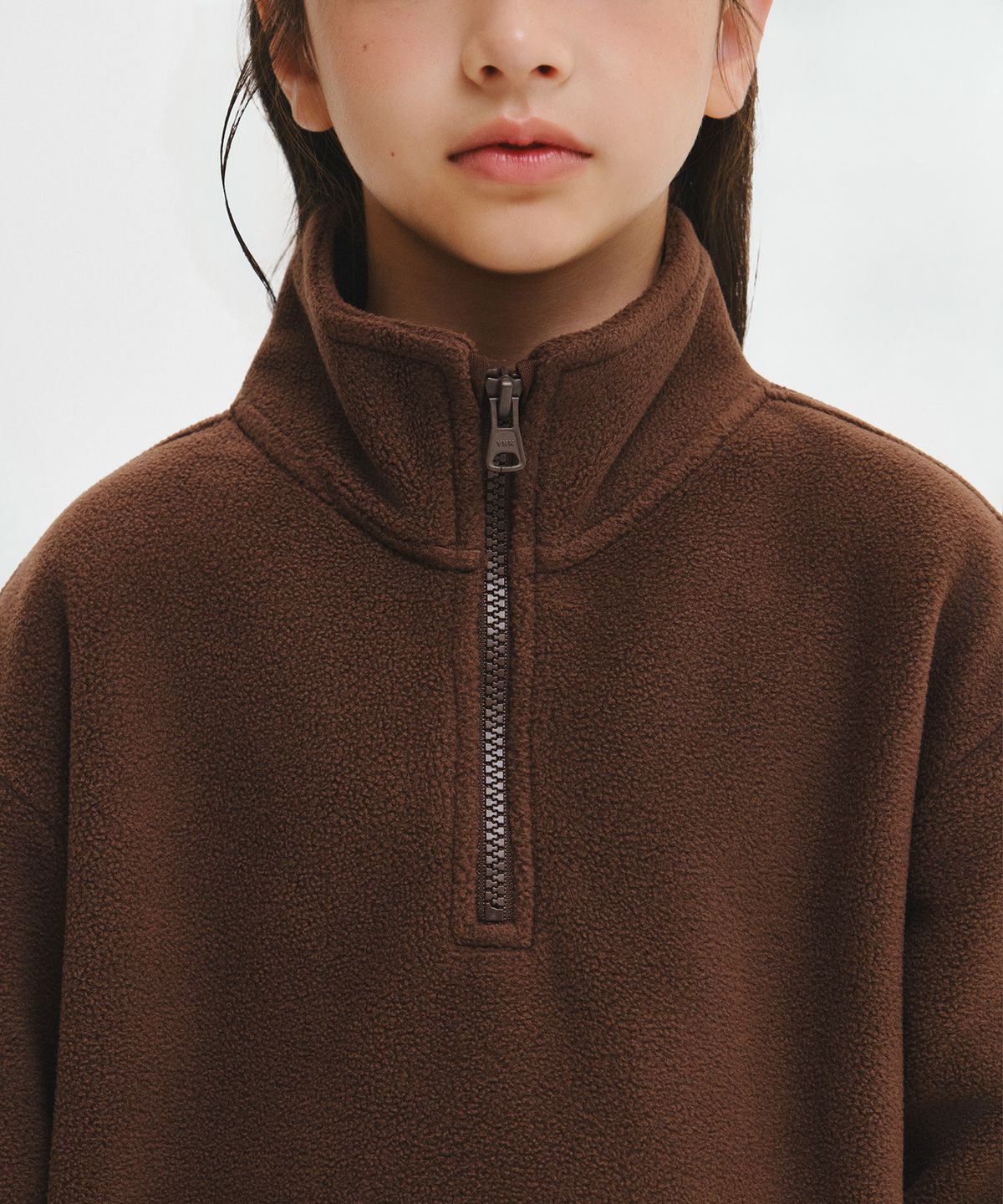 무신사 스탠다드 키즈(MUSINSA STANDARD KIDS) 오버사이즈 폴라 플리스 하프 집업 [브라운]