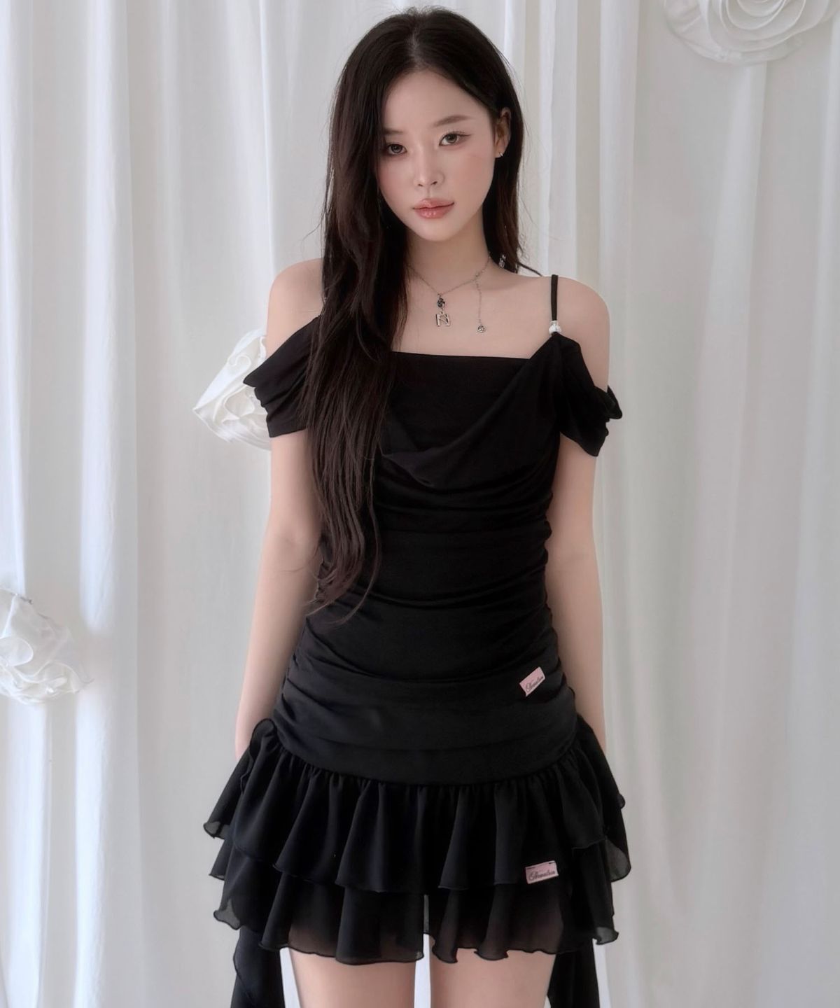 뉴얼린(NEWALRIN) Eve Summer Draping Off-Shoulder Blouse(5colors)