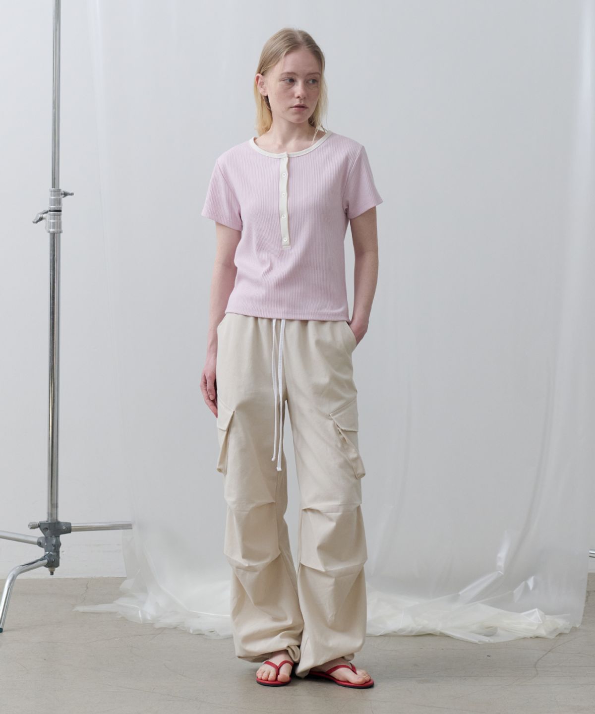 토아베(TOAVE) Contrast Ribbed Half-Open Tee (Pink)