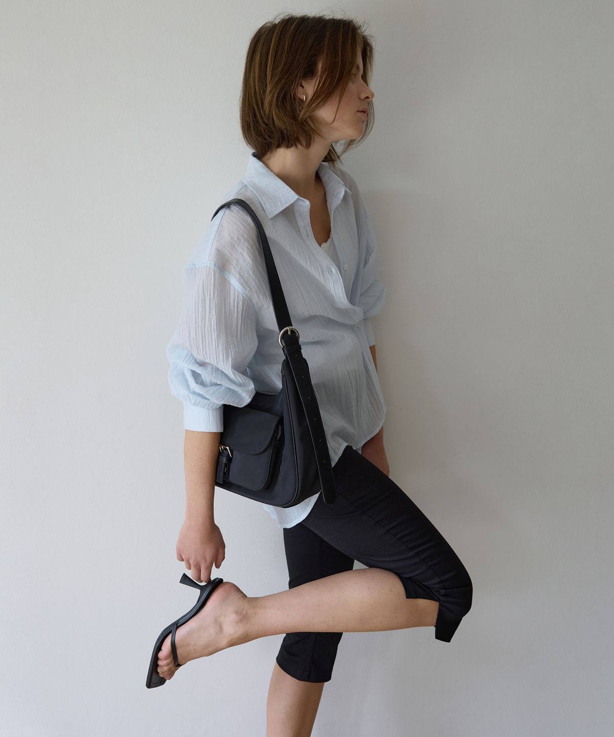 어몽(AMONG) A NYLON BUCKLED POCKET SHOULDER BAG_BLACK