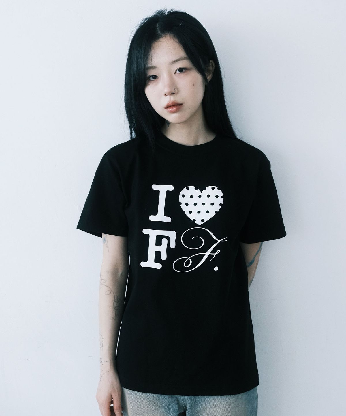 프래그팜(FRAGFARM) 아이러브 F 로고 티셔츠 (2 Colors)