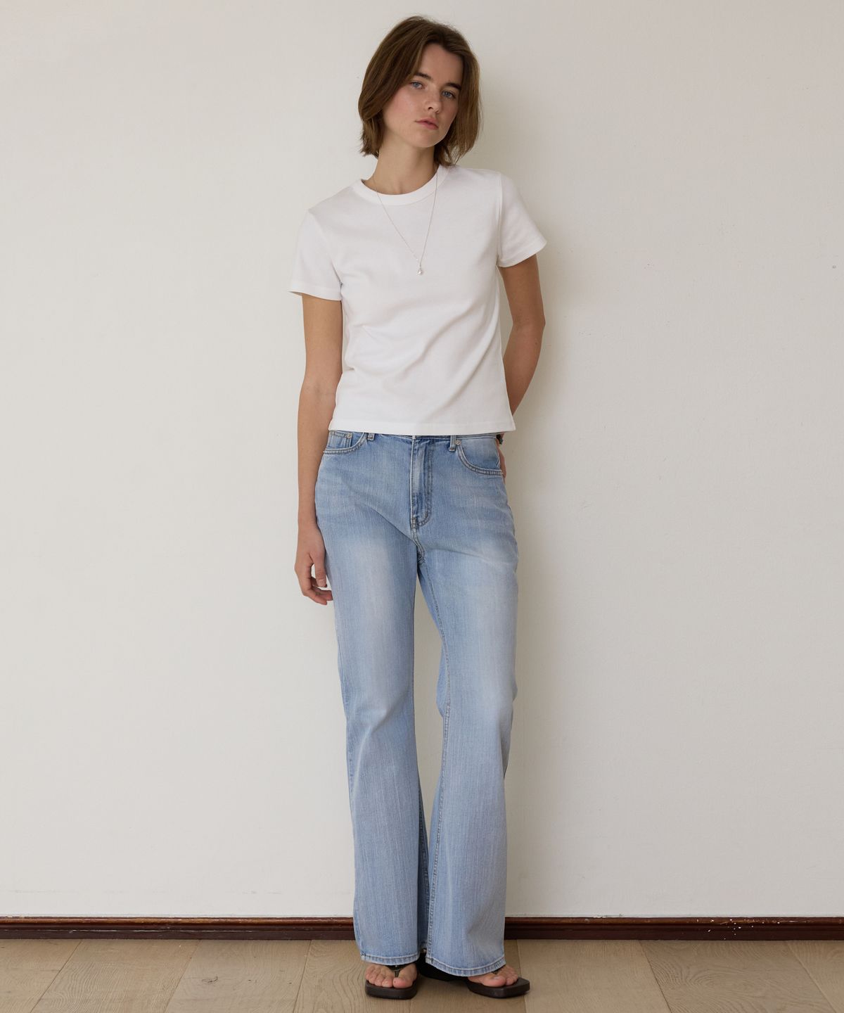 어몽(AMONG) A SLUB WASHING BOOTS-CUT JEANS_LIGHT INDIGO