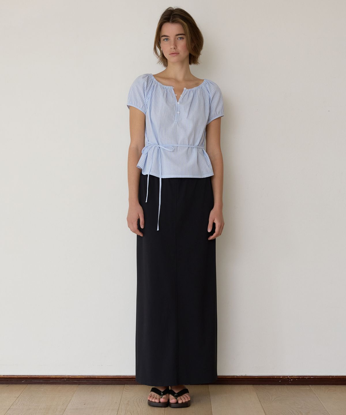 어몽(AMONG) A STRIPE BUTTON BLOUSE_LIGHT BLUE
