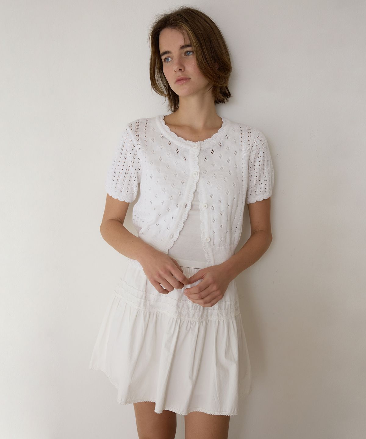 어몽(AMONG) A SKASHI HALF SLEEVE CARDIGAN_WHITE