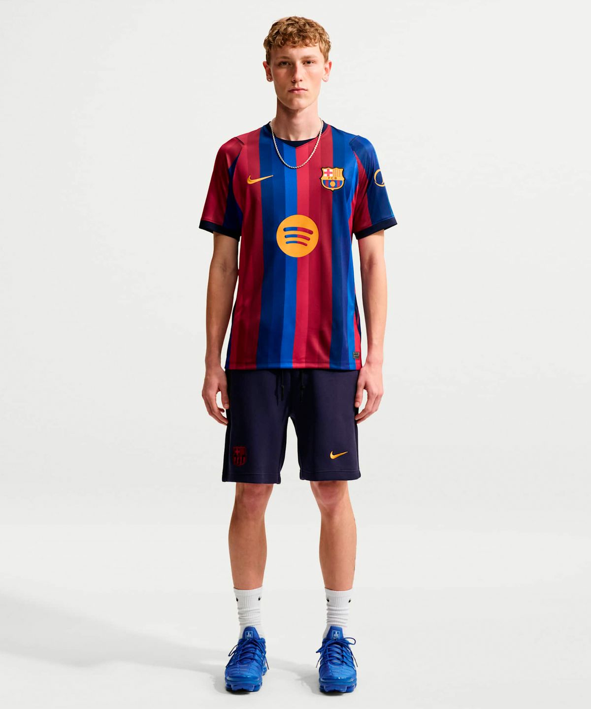 나이키(NIKE) FC 바르셀로나 2026/27 스타디움 홈 드라이 핏 축구 레플리카 저지 M - 딥 가닛:블루 보이드:블랙큰드 블루:미네랄 옐로우 / II1872-683