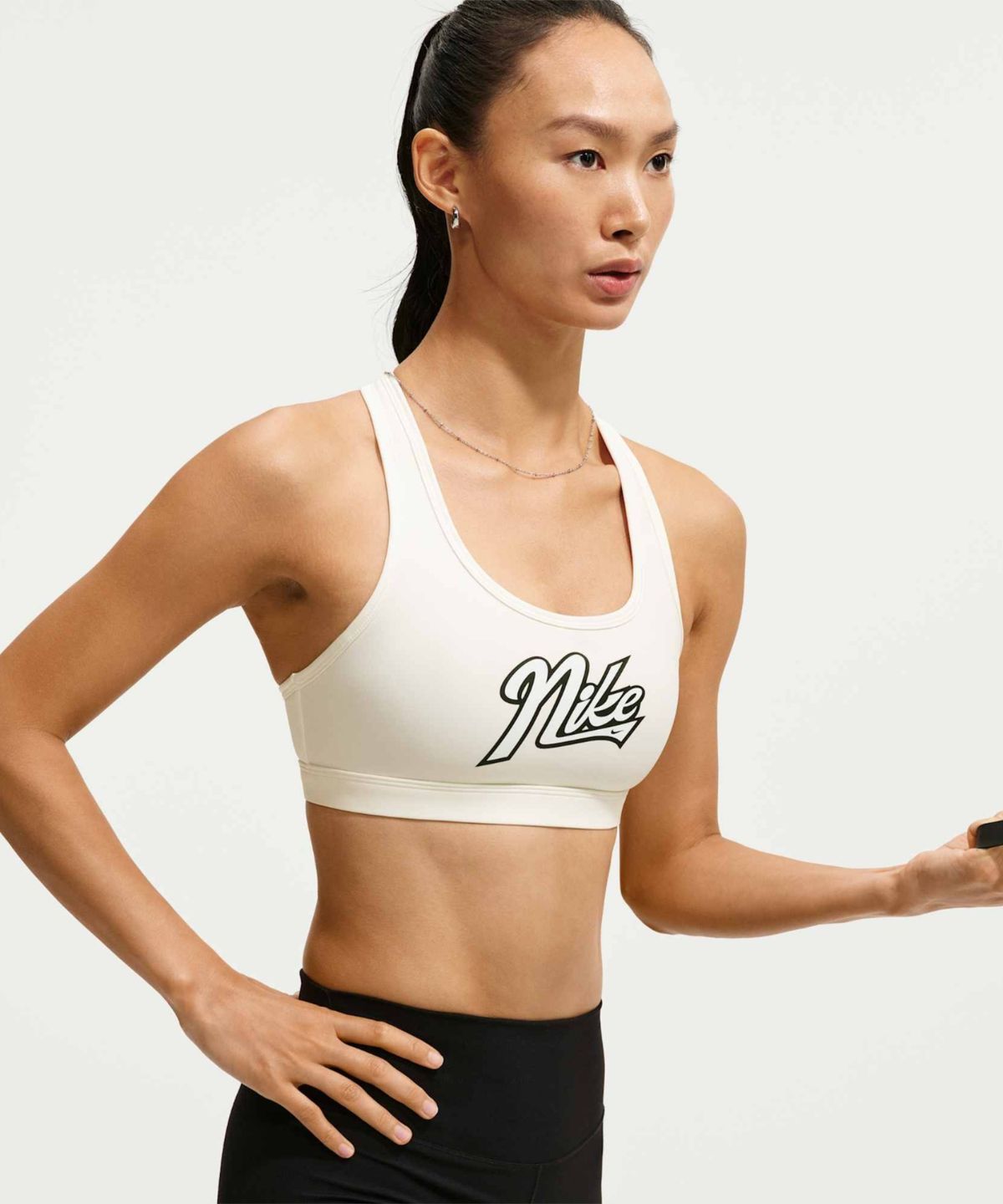나이키(NIKE) 스우시 미디엄 서포트 패드 스포츠 브라 W - 세일:블랙 / IV4975-133