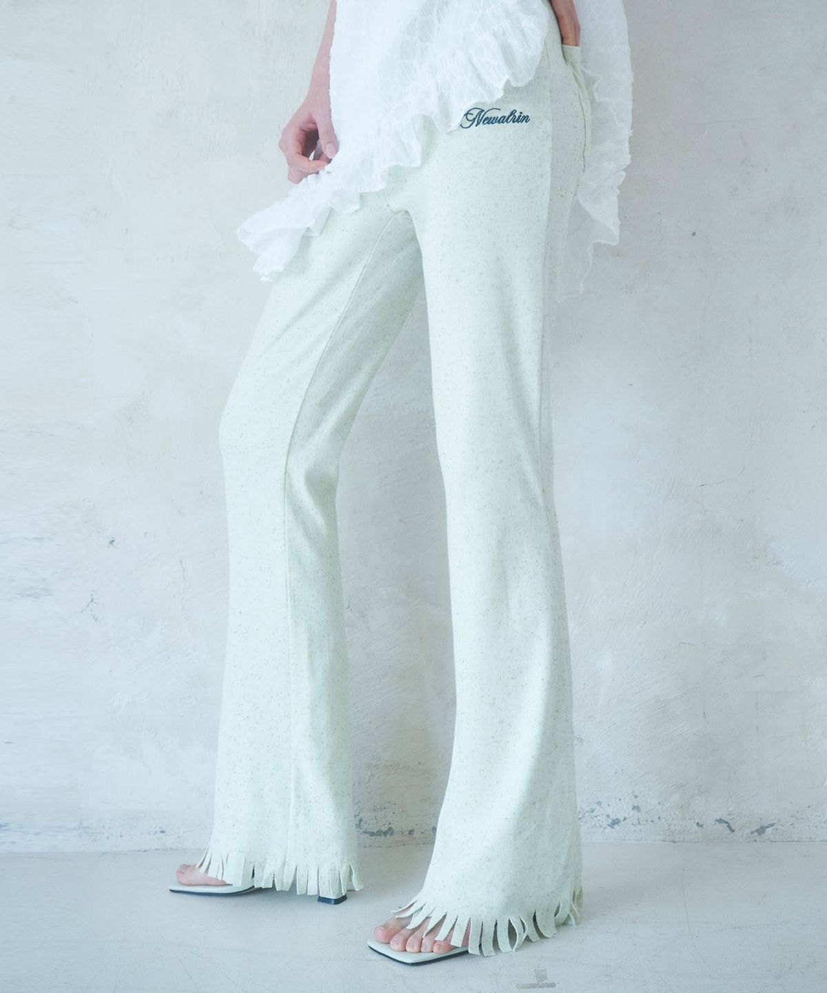 뉴얼린(NEWALRIN) POP POP High-Waist Raw Hem Pants(3Colors)