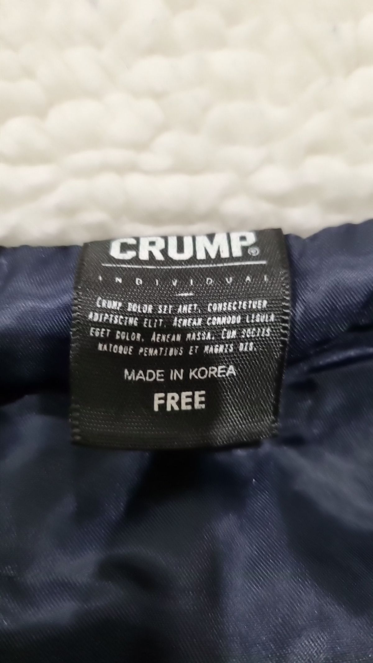 크럼프(CRUMP) 플리스 FREE