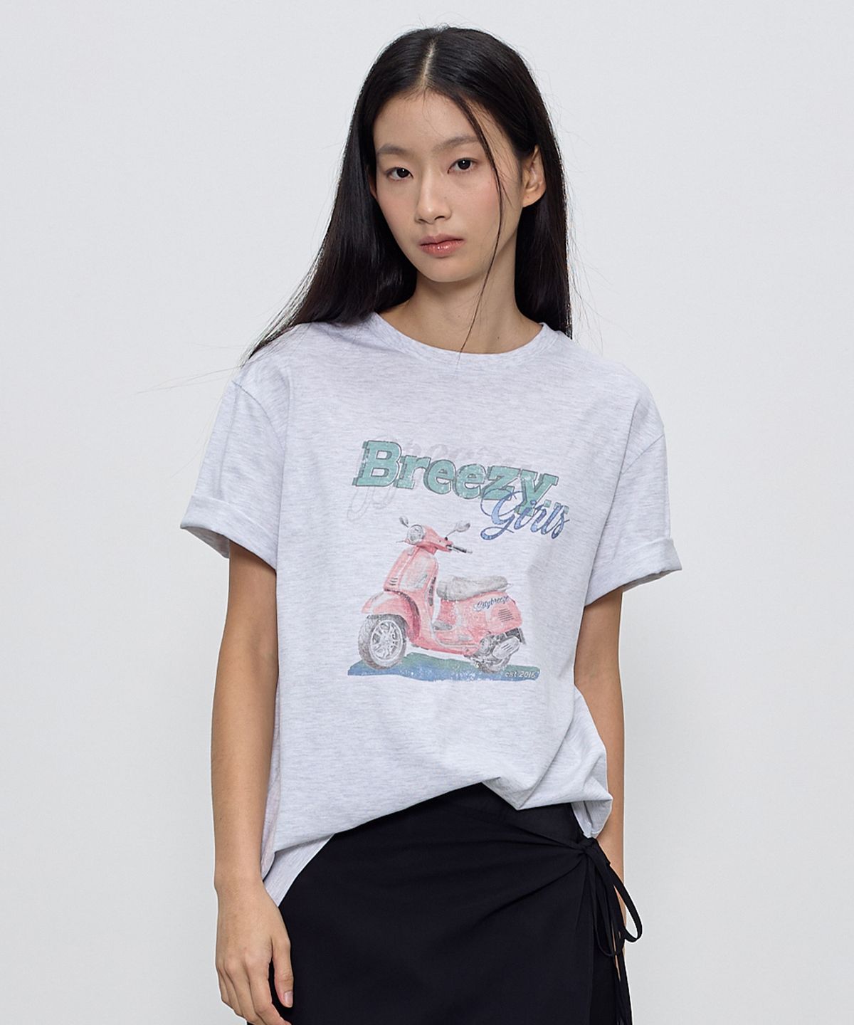 시티브리즈(CITYBREEZE) 스쿠터 그래픽 루즈핏 반팔 티셔츠_2COLORS