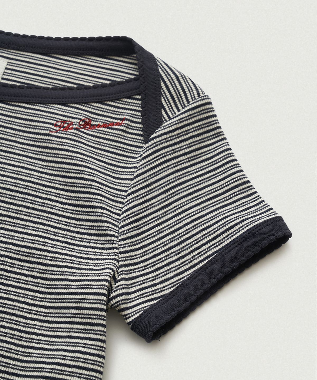 더바넷(THEBARNNET) Noelle Boat Neck Stripe Slim Top_Navy