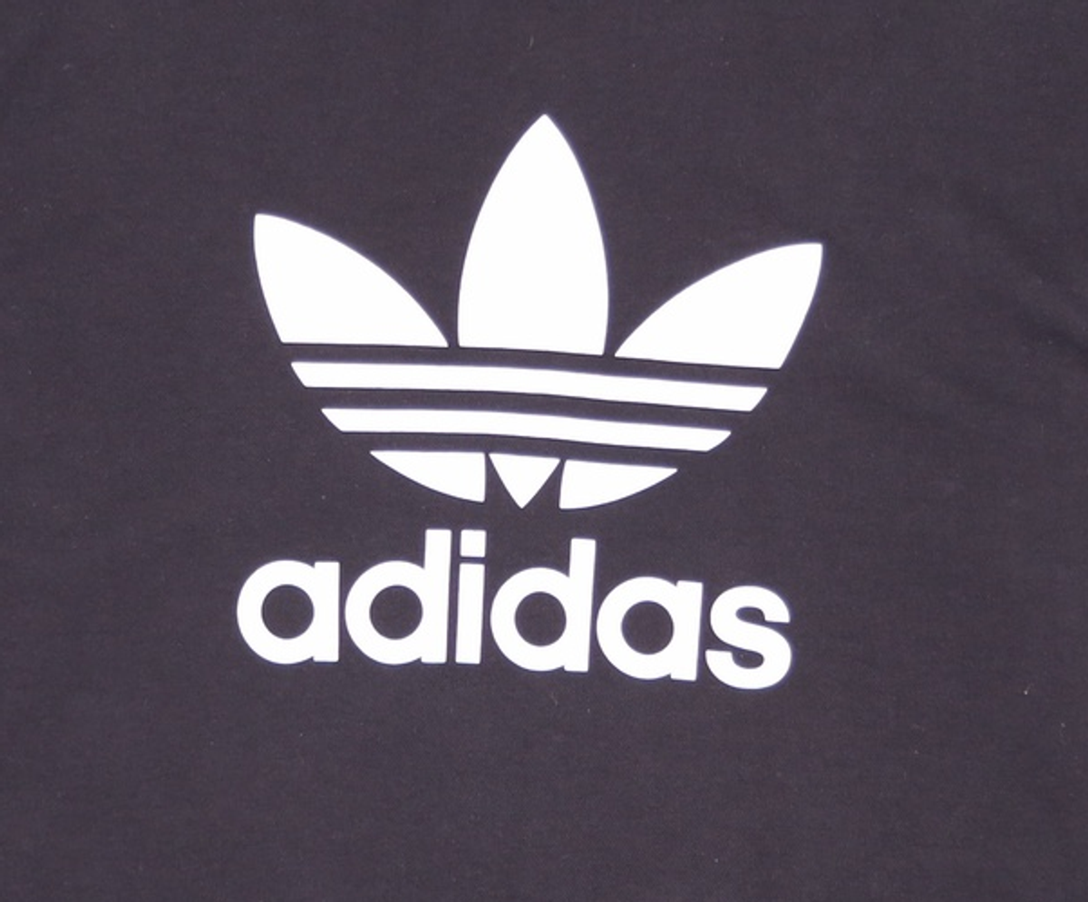 아디다스(ADIDAS) 맨투맨/스웨트셔츠 100