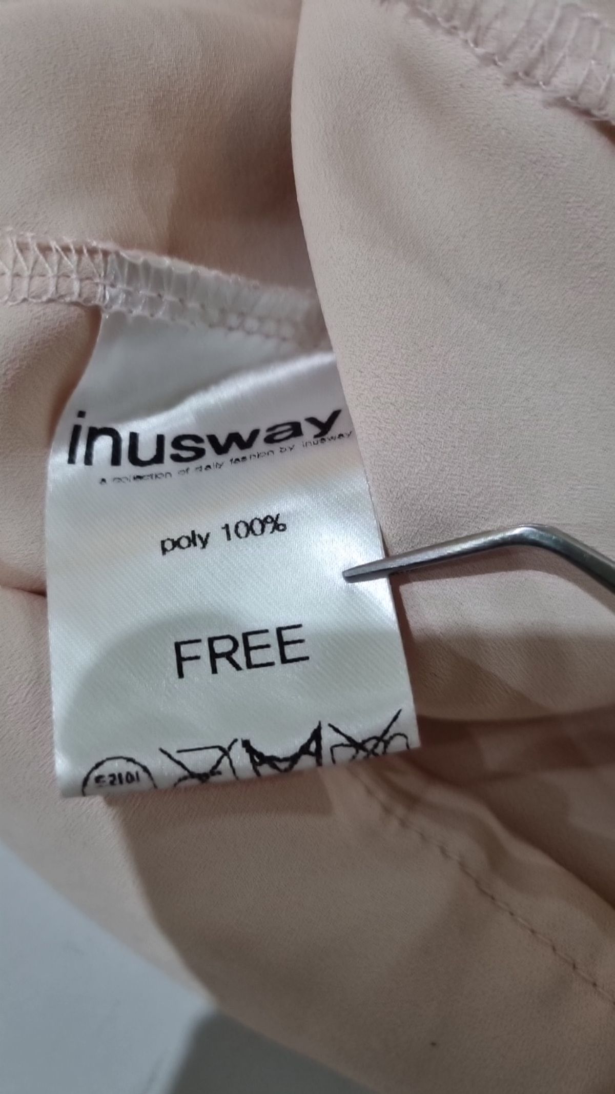 인어스웨이(inusway) 셔츠/블라우스 FREE