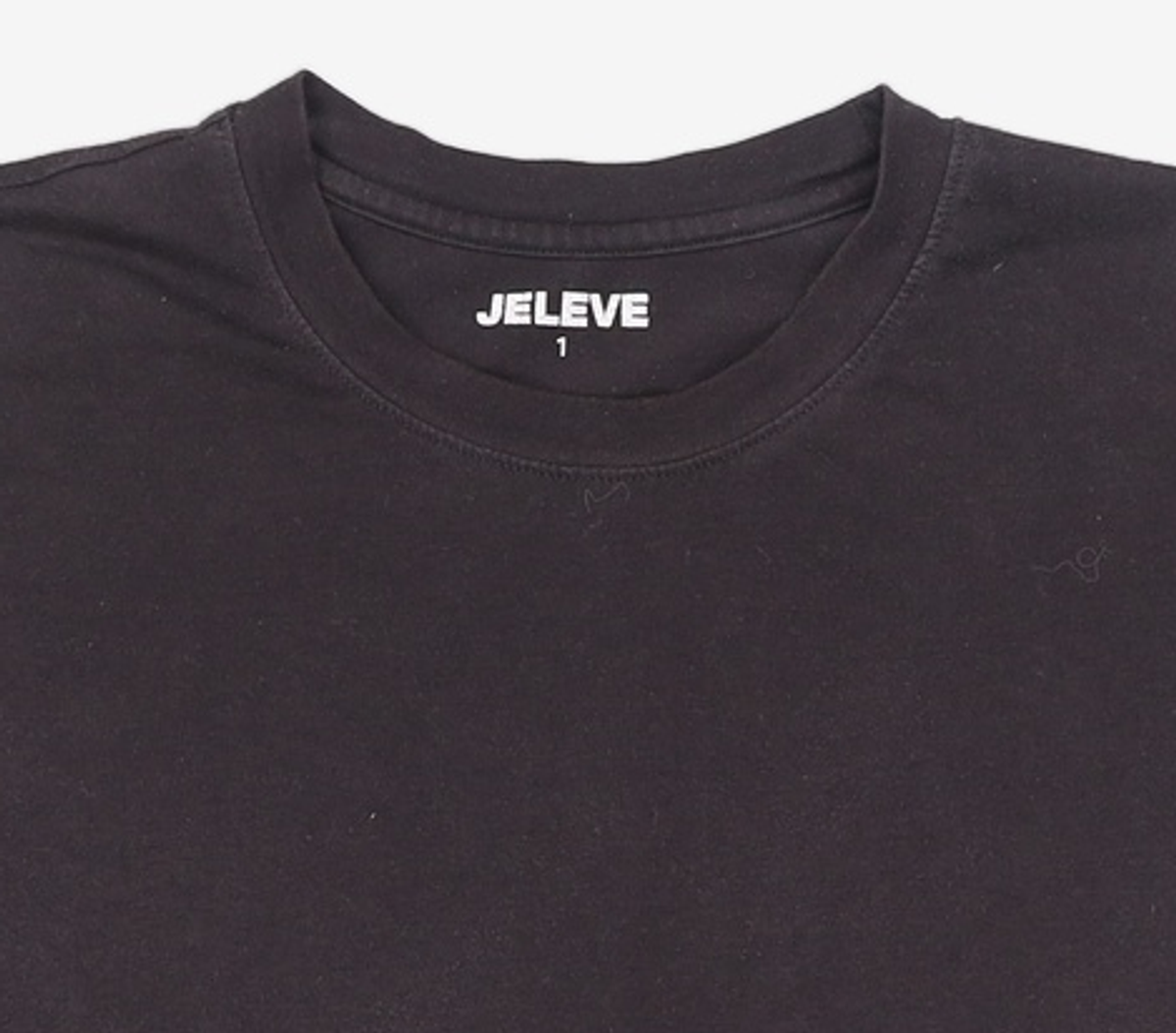 제이엘브(JELEVE) 반소매 티셔츠 1